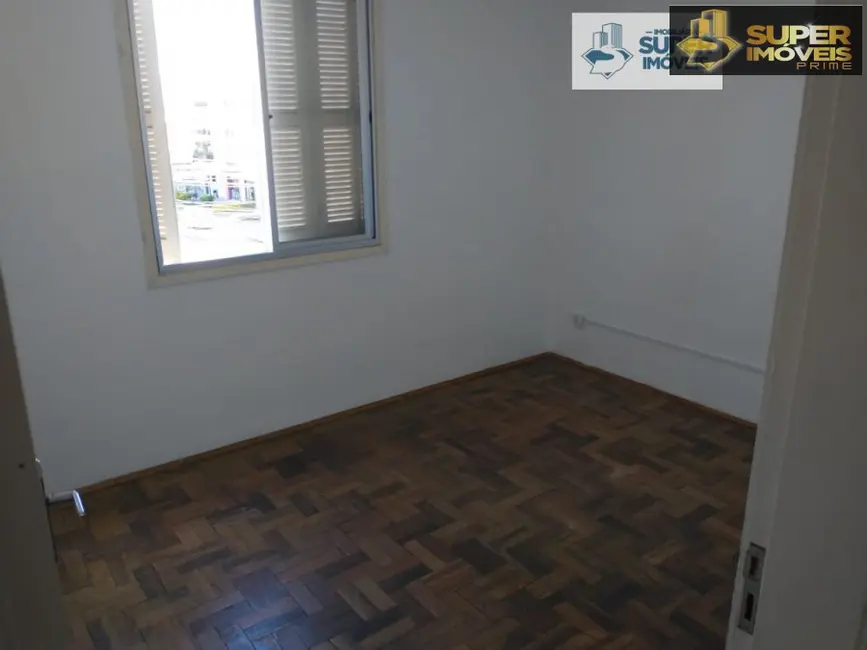 Apartamento com 2 quartos à venda, 67m2 em Centro, Pelotas - RS - imagem 3 Foto 3 de Apartamento com 2 quartos à venda, 67m2 em Centro, Pelotas - RS