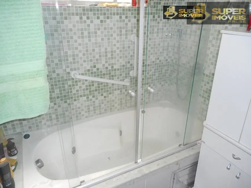 Foto 6 de Casa com 5 quartos à venda, 400m2 em Fragata, Pelotas - RS