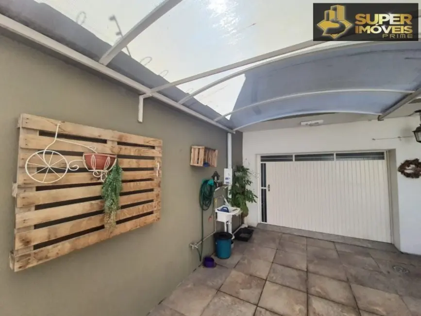 Foto 5 de Casa com 5 quartos à venda, 400m2 em Fragata, Pelotas - RS