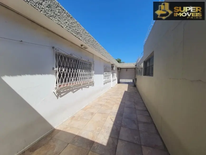 Foto 3 de Casa com 5 quartos à venda, 400m2 em Fragata, Pelotas - RS