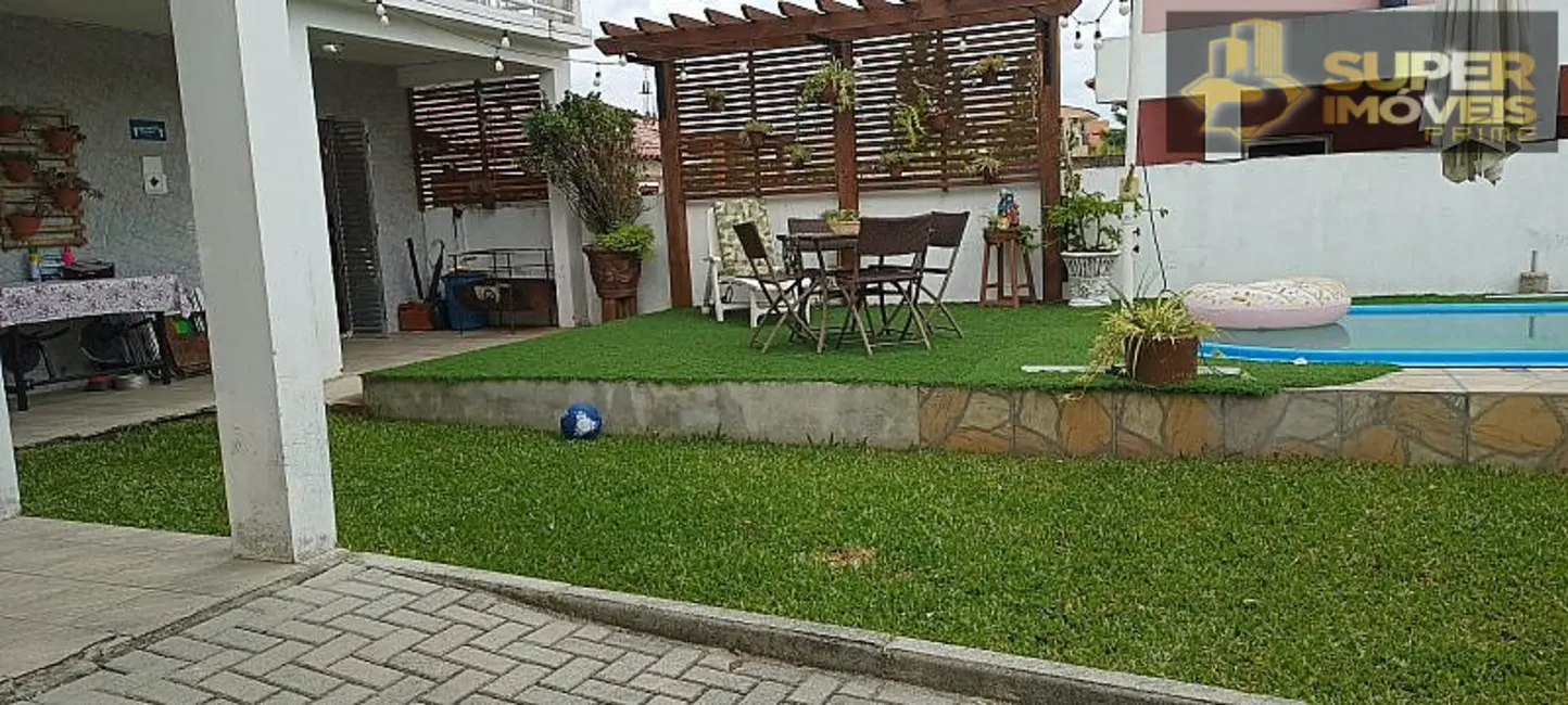 Foto 9 de Casa com 3 quartos à venda, 300m2 em Laranjal, Pelotas - RS