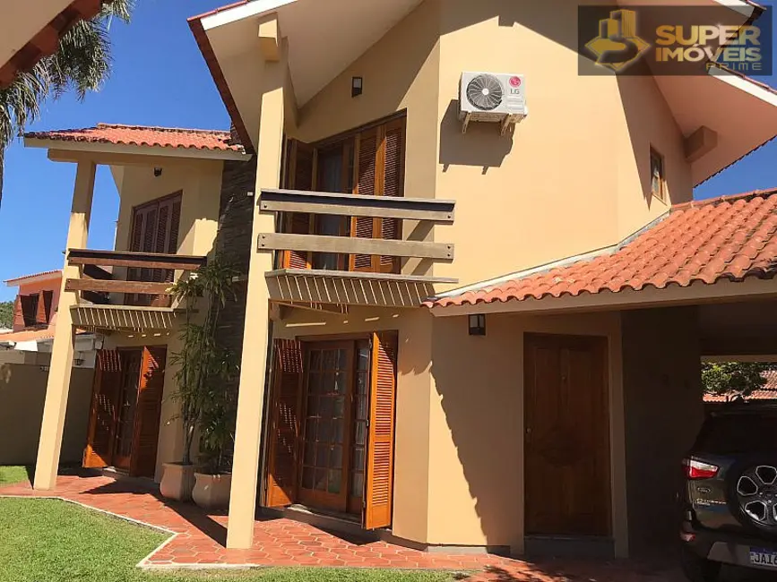 Casa com 4 quartos à venda, 690m2 em Laranjal, Pelotas - RS - imagem 5 Foto 5 de Casa com 4 quartos à venda, 690m2 em Laranjal, Pelotas - RS