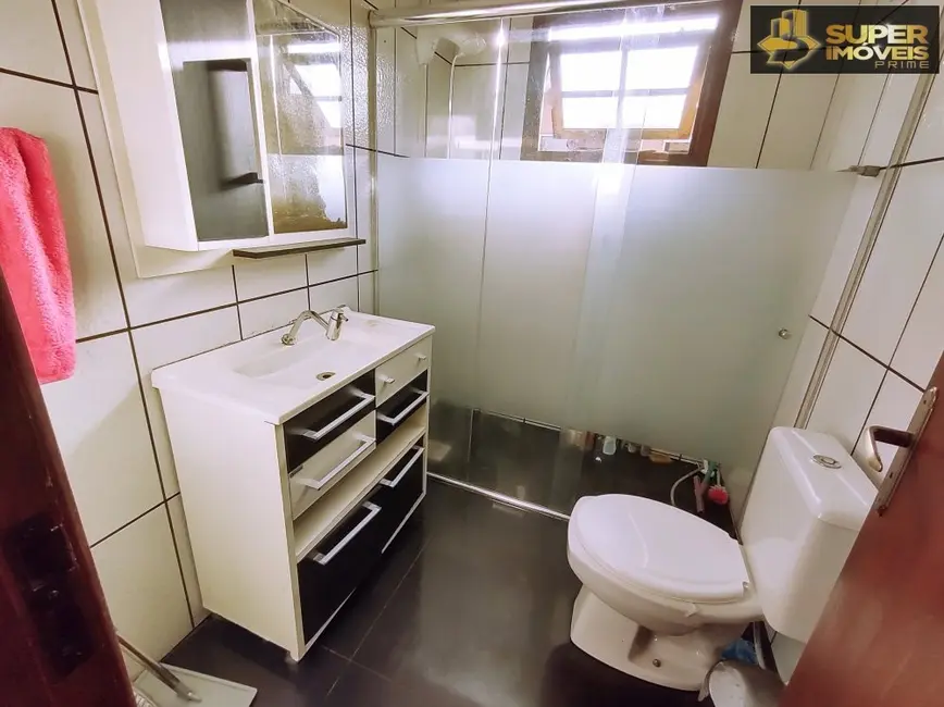 Foto 9 de Casa com 2 quartos à venda, 200m2 em Três Vendas, Pelotas - RS