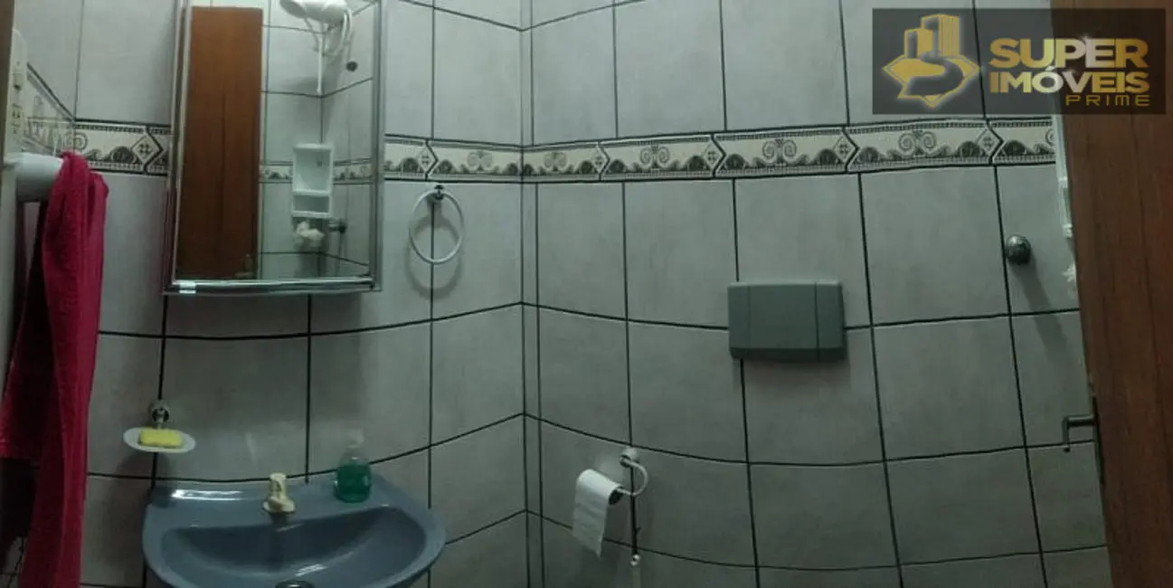 Casa com 2 quartos à venda, 185m2 em Fragata, Pelotas - RS - imagem 9 Foto 9 de Casa com 2 quartos à venda, 185m2 em Fragata, Pelotas - RS