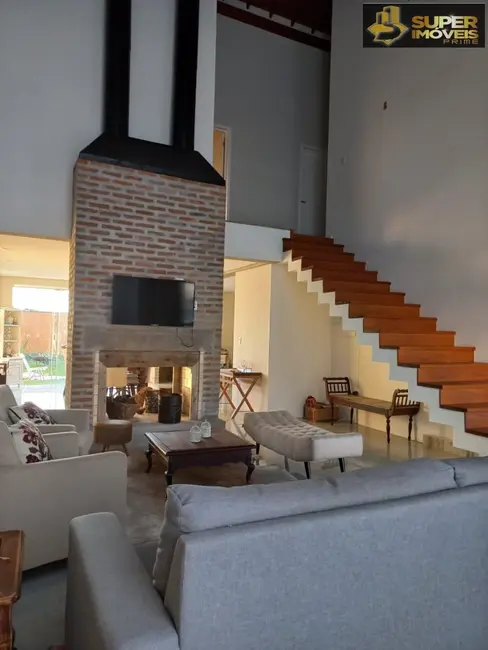 Foto 6 de Casa com 3 quartos à venda, 400m2 em Laranjal, Pelotas - RS