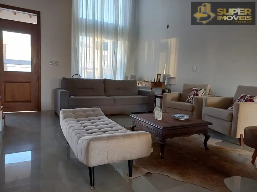 Foto 5 de Casa com 3 quartos à venda, 400m2 em Laranjal, Pelotas - RS