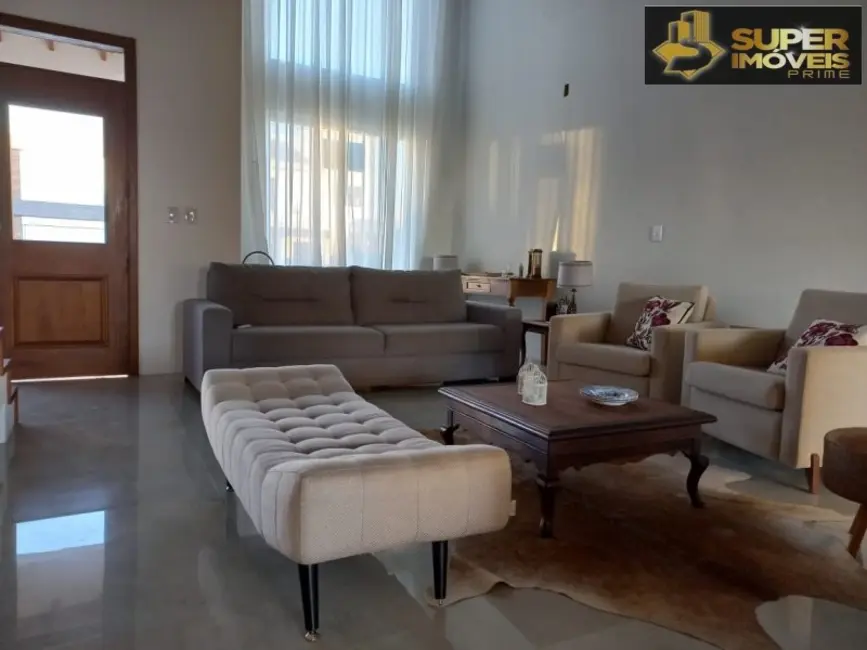 Foto 4 de Casa com 3 quartos à venda, 400m2 em Laranjal, Pelotas - RS