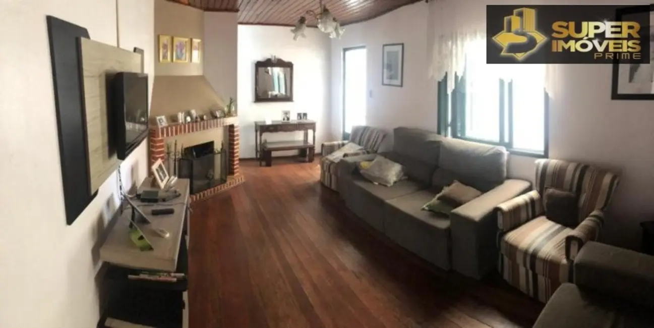 Foto 1 de Casa com 3 quartos à venda, 200m2 em Fragata, Pelotas - RS