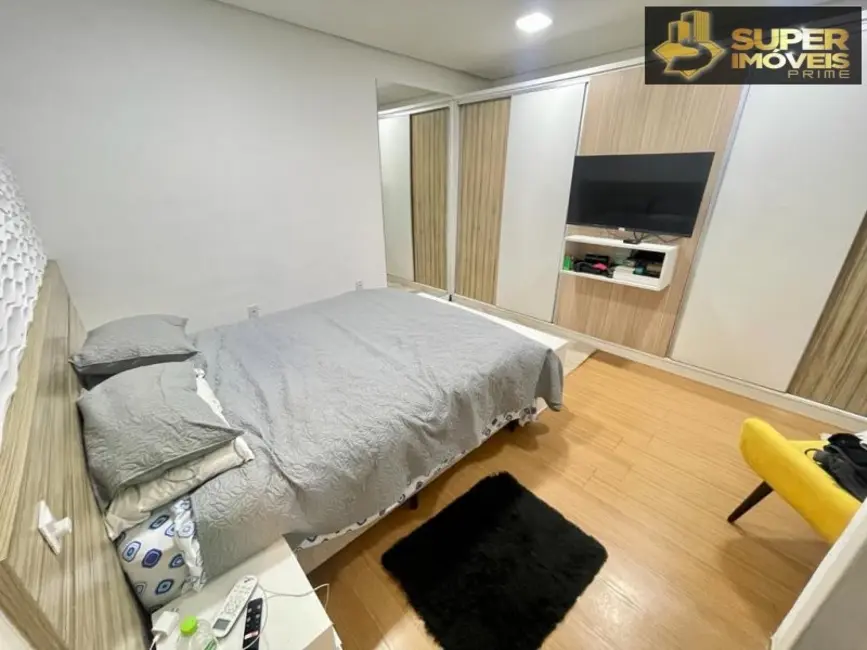 Foto 8 de Casa com 3 quartos à venda, 360m2 em Laranjal, Pelotas - RS