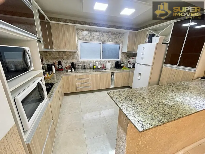 Foto 5 de Casa com 3 quartos à venda, 360m2 em Laranjal, Pelotas - RS