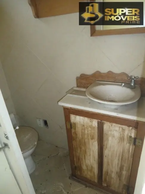 Foto 9 de Casa com 3 quartos à venda, 260m2 em Centro, Pelotas - RS