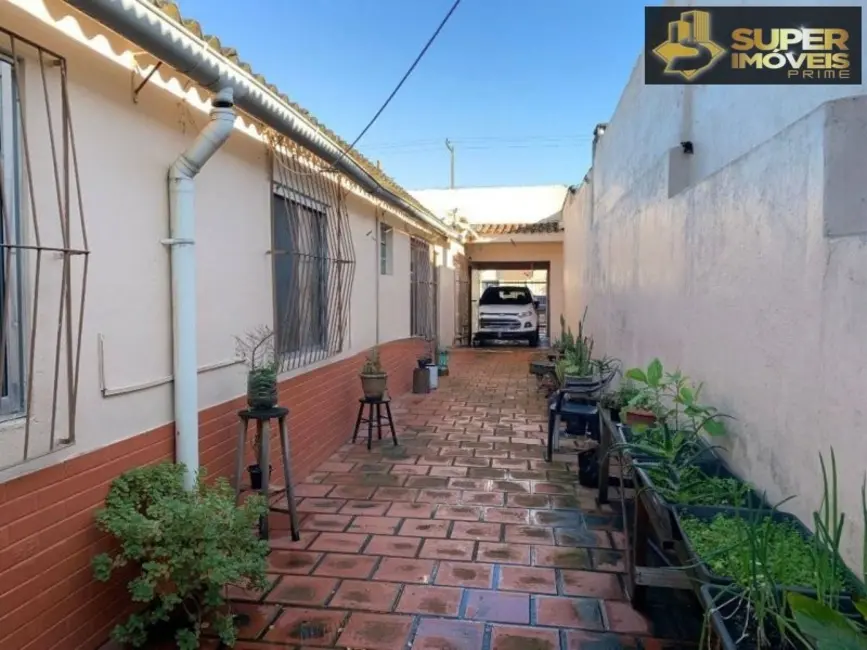 Foto 2 de Casa com 3 quartos à venda, 263m2 em Fragata, Pelotas - RS
