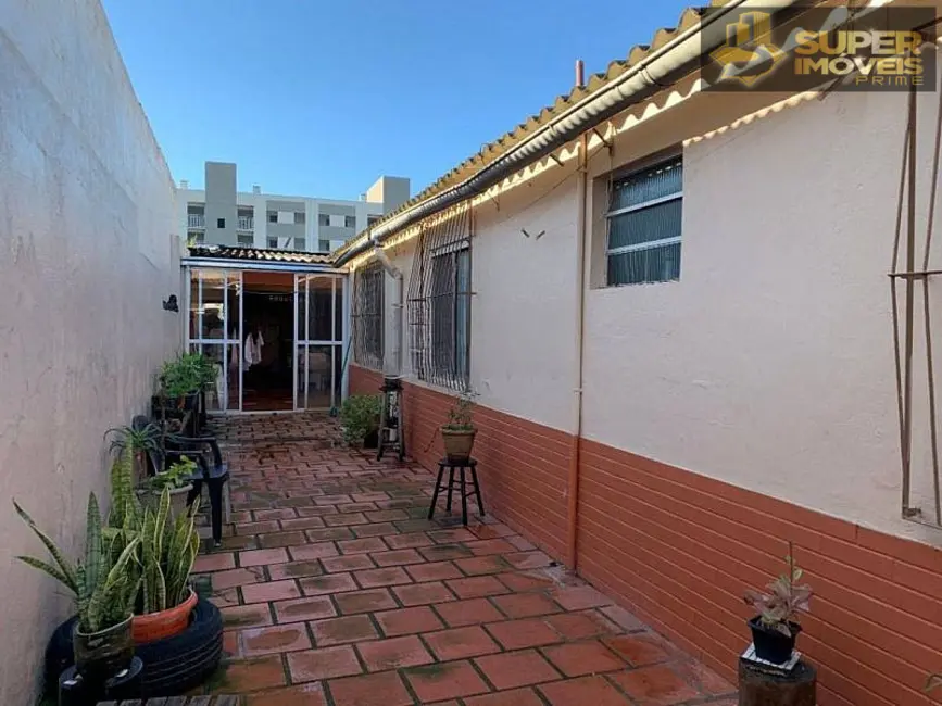Casa com 3 quartos à venda, 263m2 em Fragata, Pelotas - RS - imagem 3 Foto 3 de Casa com 3 quartos à venda, 263m2 em Fragata, Pelotas - RS
