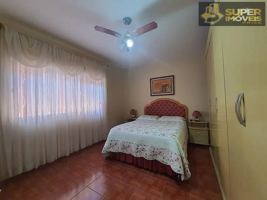 Casa com 4 quartos à venda, 340m2 em Três Vendas, Pelotas - RS - imagem 6 Foto 6 de Casa com 4 quartos à venda, 340m2 em Três Vendas, Pelotas - RS