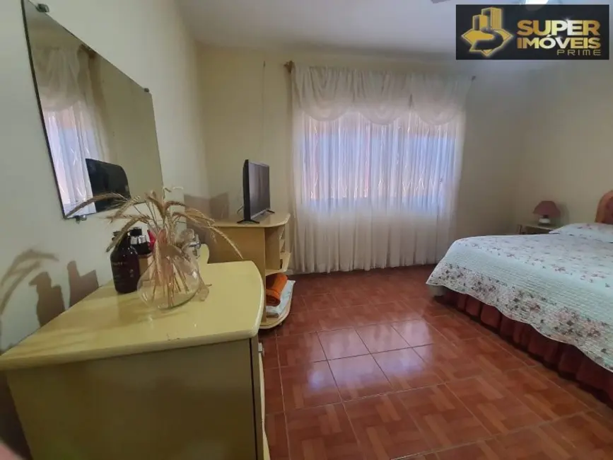 Foto 4 de Casa com 4 quartos à venda, 340m2 em Três Vendas, Pelotas - RS