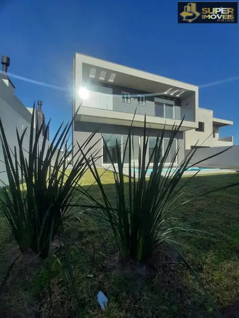 Foto 7 de Casa com 3 quartos à venda, 400m2 em Laranjal, Pelotas - RS