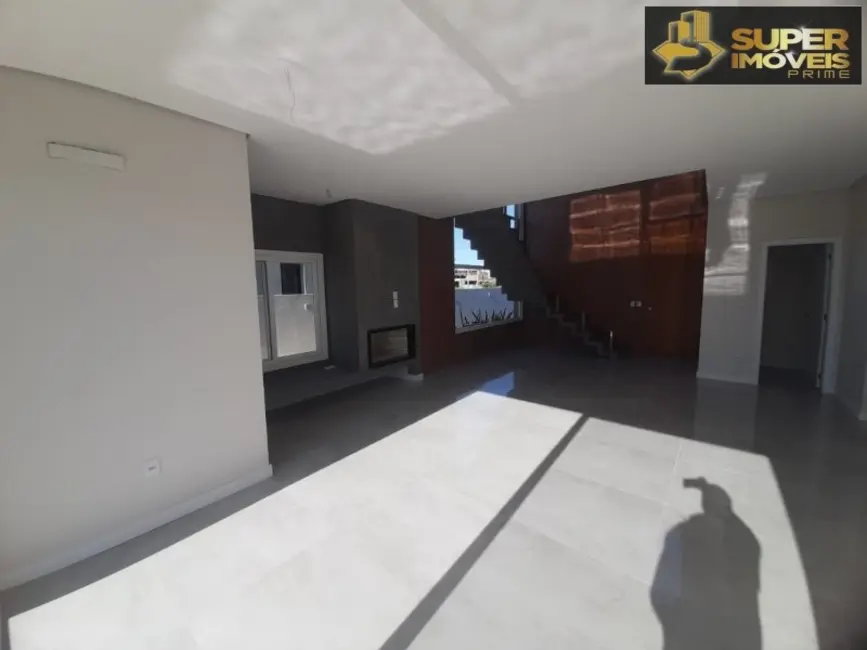 Foto 8 de Casa com 3 quartos à venda, 400m2 em Laranjal, Pelotas - RS