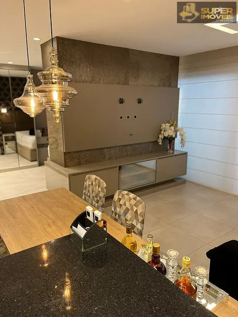 Foto 2 de Apartamento com 1 quarto à venda, 56m2 em Centro, Pelotas - RS