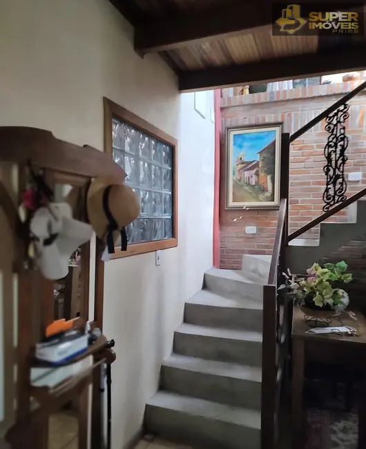 Foto 1 de Casa com 4 quartos à venda, 200m2 em Três Vendas, Pelotas - RS