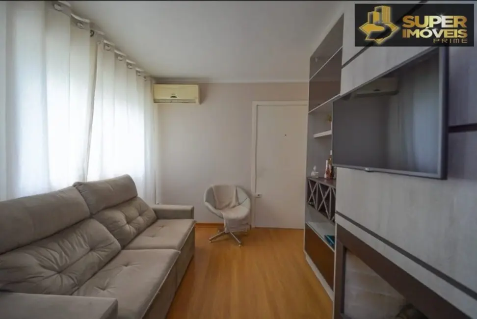 Foto 2 de Apartamento com 2 quartos à venda, 57m2 em Centro, Pelotas - RS