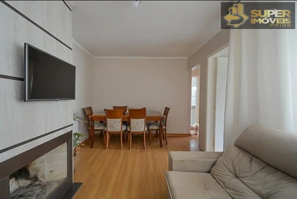 Apartamento com 2 quartos à venda, 57m2 em Centro, Pelotas - RS - imagem 3 Foto 3 de Apartamento com 2 quartos à venda, 57m2 em Centro, Pelotas - RS