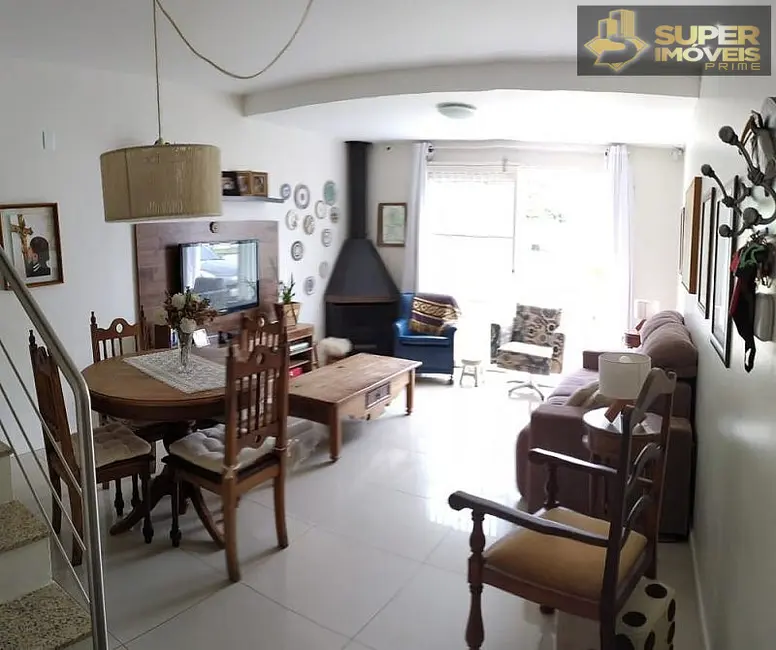 Casa de Condomínio com 3 quartos à venda, 248m2 em Areal, Pelotas - RS - imagem 4 Foto 4 de Casa de Condomínio com 3 quartos à venda, 248m2 em Areal, Pelotas - RS