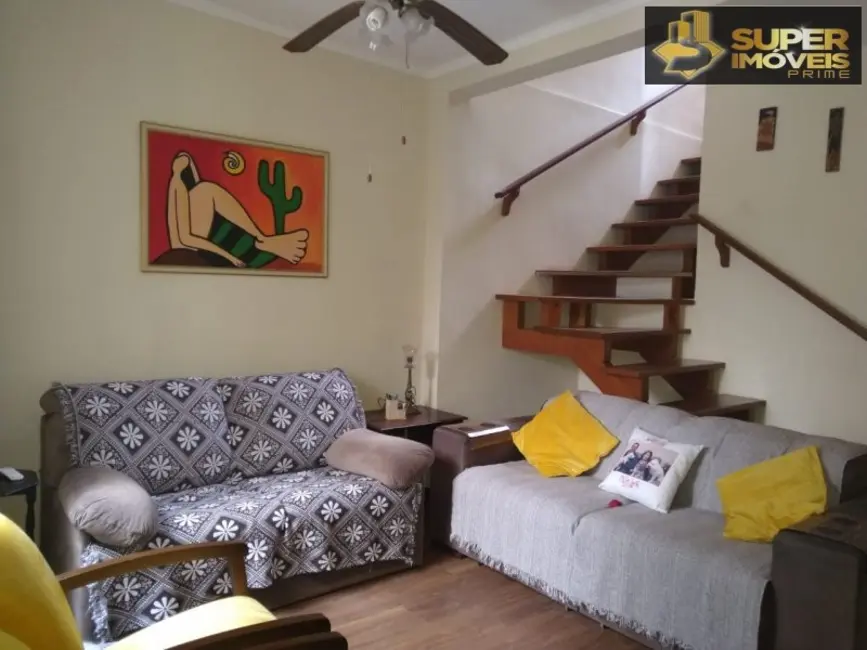 Foto 1 de Casa com 2 quartos à venda, 145m2 em Centro, Pelotas - RS