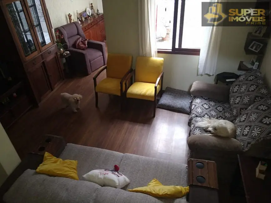 Casa com 2 quartos à venda, 145m2 em Centro, Pelotas - RS - imagem 3 Foto 3 de Casa com 2 quartos à venda, 145m2 em Centro, Pelotas - RS