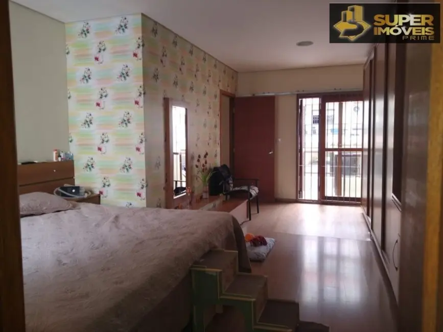 Foto 8 de Casa com 2 quartos à venda, 145m2 em Centro, Pelotas - RS