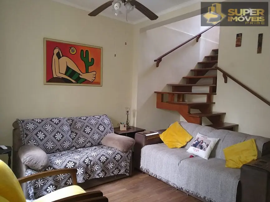 Casa com 2 quartos à venda, 145m2 em Centro, Pelotas - RS - imagem 1 Foto 1 de Casa com 2 quartos à venda, 145m2 em Centro, Pelotas - RS