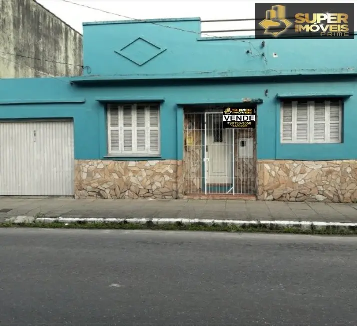 Foto 1 de Casa com 4 quartos à venda, 315m2 em Centro, Pelotas - RS