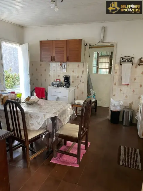 Foto 3 de Casa com 2 quartos à venda, 300m2 em Centro, Pelotas - RS