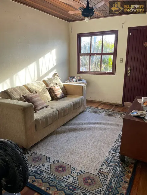 Casa com 2 quartos à venda, 300m2 em Centro, Pelotas - RS - imagem 1 Foto 1 de Casa com 2 quartos à venda, 300m2 em Centro, Pelotas - RS