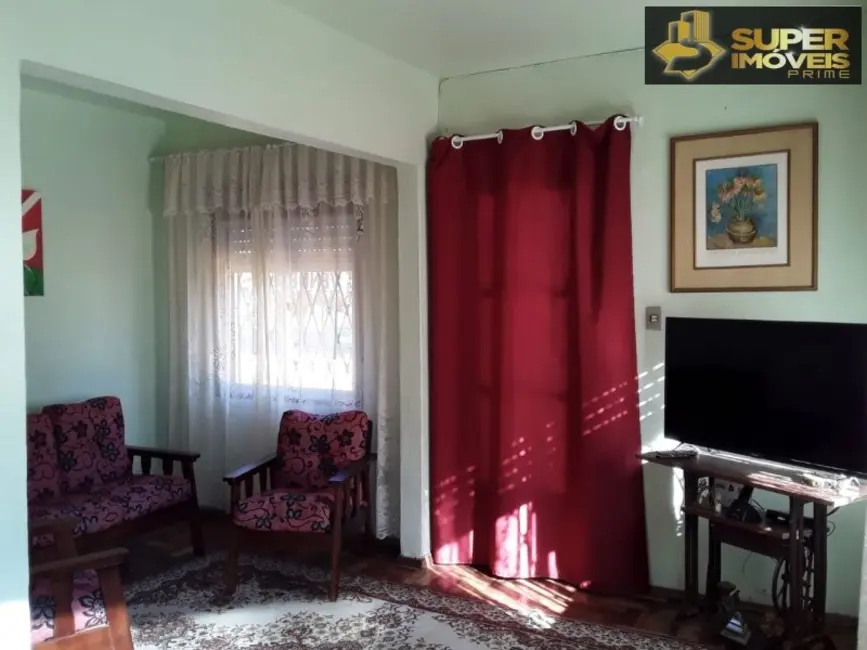 Foto 3 de Casa com 3 quartos à venda, 200m2 em Fragata, Pelotas - RS