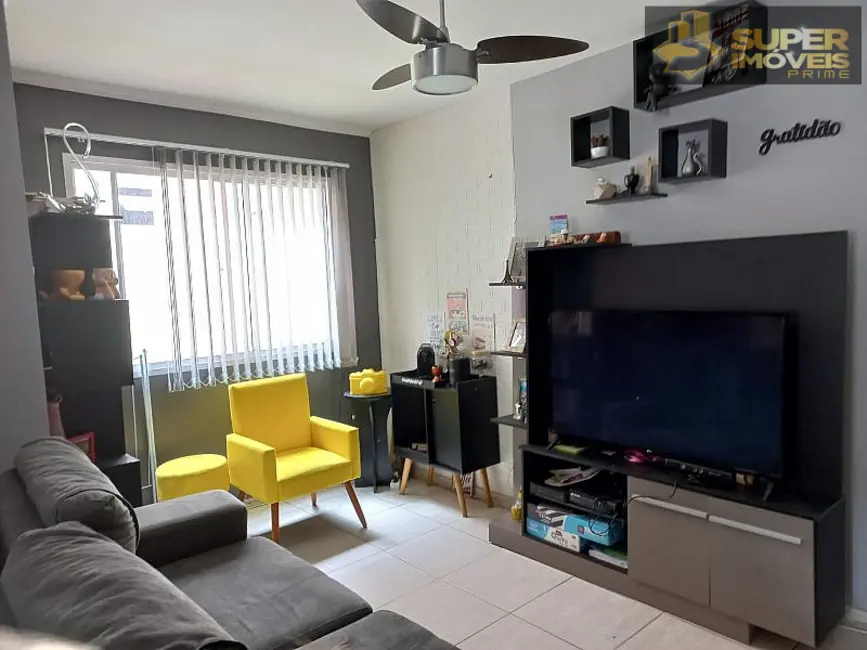 Foto 2 de Apartamento com 2 quartos à venda, 52m2 em Fragata, Pelotas - RS