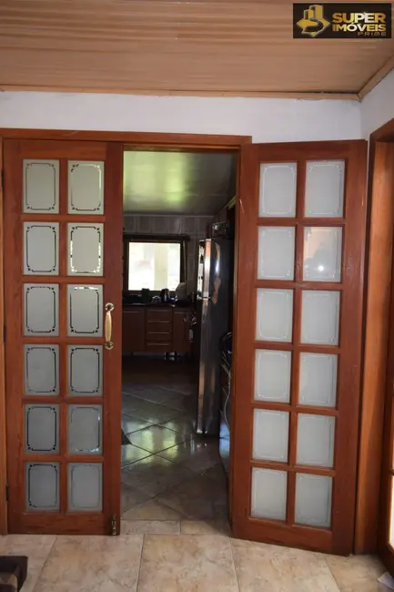 Foto 4 de Casa com 4 quartos à venda, 450m2 em Areal, Pelotas - RS
