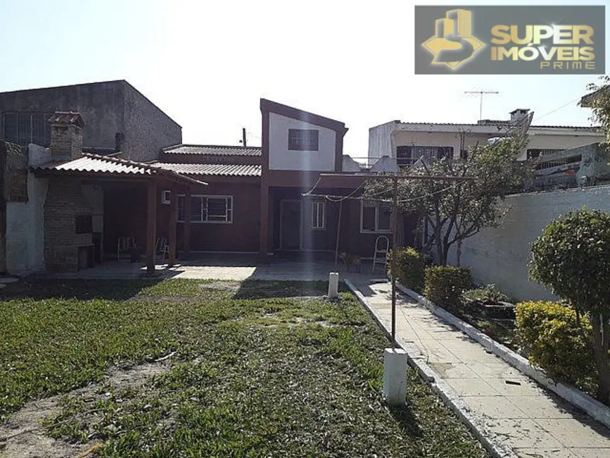Casa com 2 quartos à venda, 330m2 em Três Vendas, Pelotas - RS - imagem 2 Foto 2 de Casa com 2 quartos à venda, 330m2 em Três Vendas, Pelotas - RS