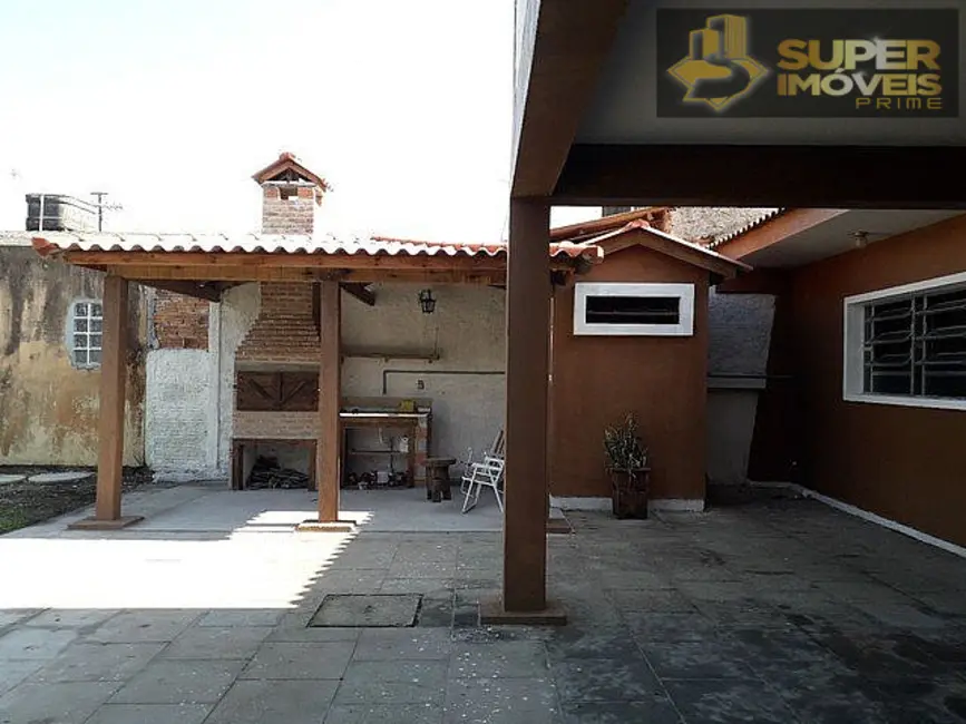 Casa com 2 quartos à venda, 330m2 em Três Vendas, Pelotas - RS - imagem 3 Foto 3 de Casa com 2 quartos à venda, 330m2 em Três Vendas, Pelotas - RS