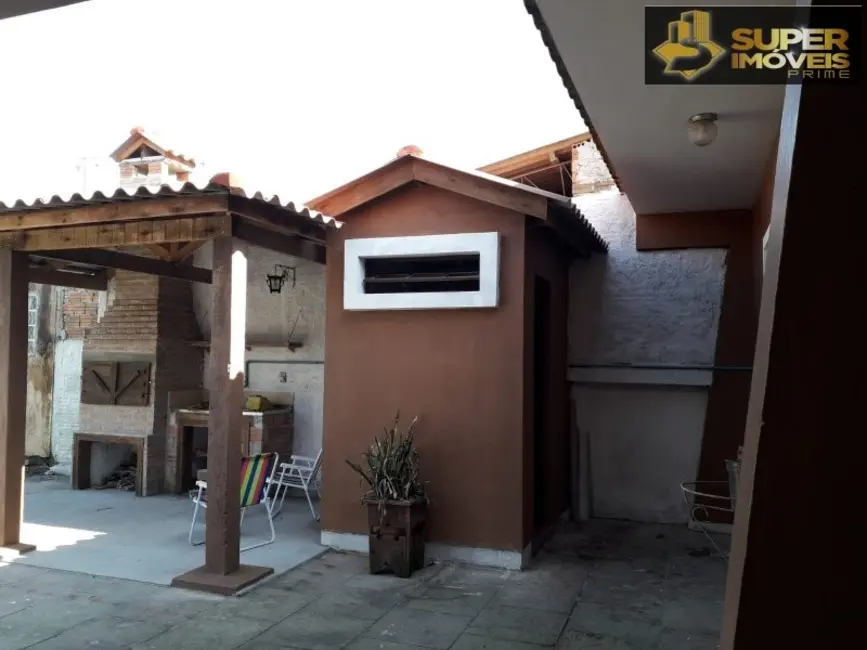 Foto 4 de Casa com 2 quartos à venda, 330m2 em Três Vendas, Pelotas - RS