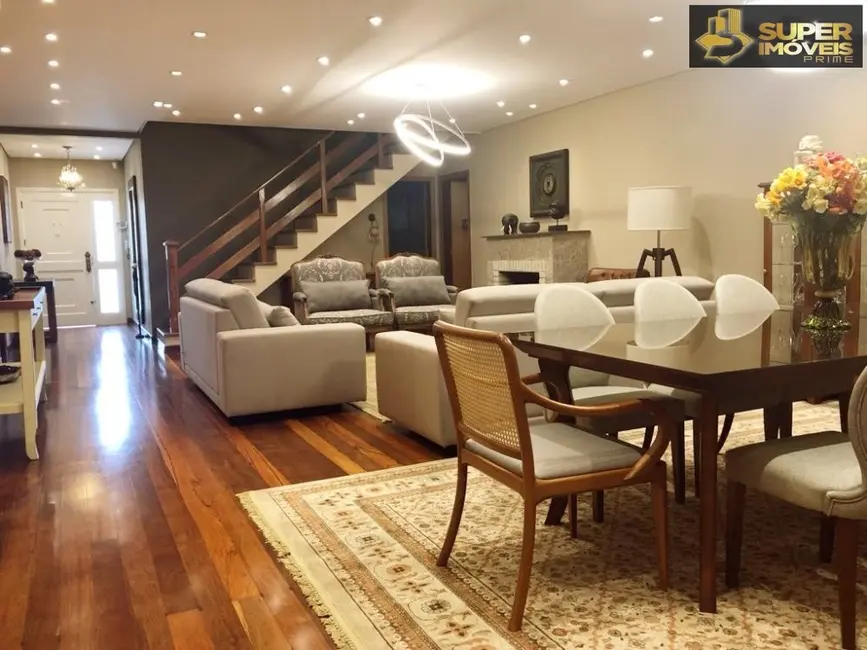 Foto 5 de Casa com 4 quartos à venda, 864m2 em Centro, Pelotas - RS