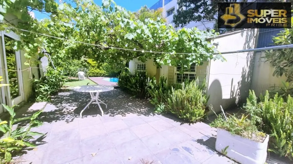 Foto 4 de Casa com 3 quartos à venda, 315m2 em Centro, Pelotas - RS