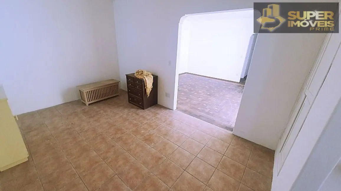 Casa com 3 quartos à venda, 315m2 em Centro, Pelotas - RS - imagem 9 Foto 9 de Casa com 3 quartos à venda, 315m2 em Centro, Pelotas - RS
