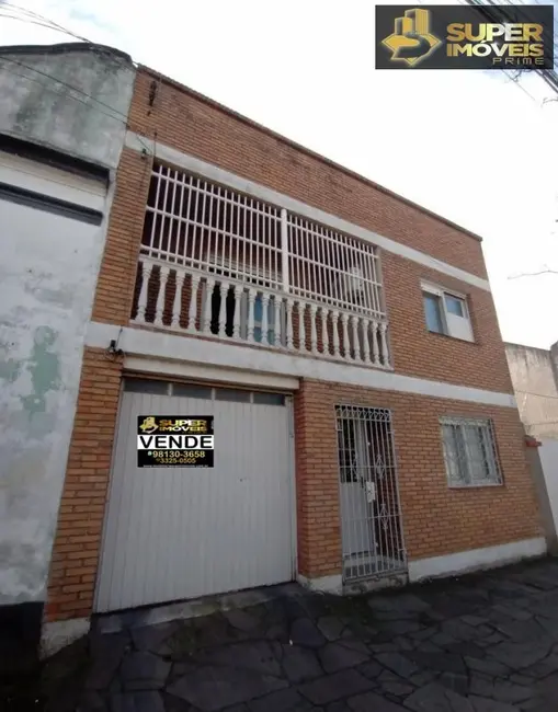 Foto 1 de Casa com 4 quartos à venda, 202m2 em Centro, Pelotas - RS