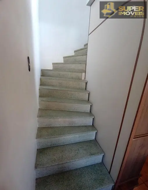 Casa com 4 quartos à venda, 202m2 em Centro, Pelotas - RS - imagem 7 Foto 7 de Casa com 4 quartos à venda, 202m2 em Centro, Pelotas - RS