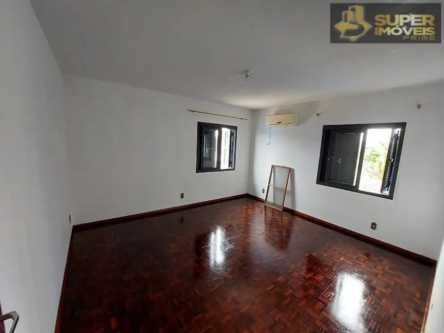 Casa com 5 quartos à venda, 300m2 em Fragata, Pelotas - RS - imagem 1 Foto 1 de Casa com 5 quartos à venda, 300m2 em Fragata, Pelotas - RS