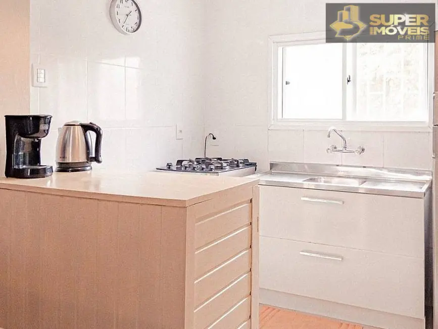 Casa com 3 quartos à venda, 450m2 em Laranjal, Pelotas - RS - imagem 5 Foto 5 de Casa com 3 quartos à venda, 450m2 em Laranjal, Pelotas - RS