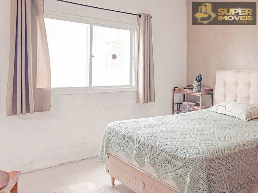 Casa com 3 quartos à venda, 450m2 em Laranjal, Pelotas - RS - imagem 7 Foto 7 de Casa com 3 quartos à venda, 450m2 em Laranjal, Pelotas - RS