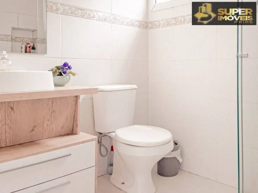 Foto 8 de Casa com 3 quartos à venda, 450m2 em Laranjal, Pelotas - RS