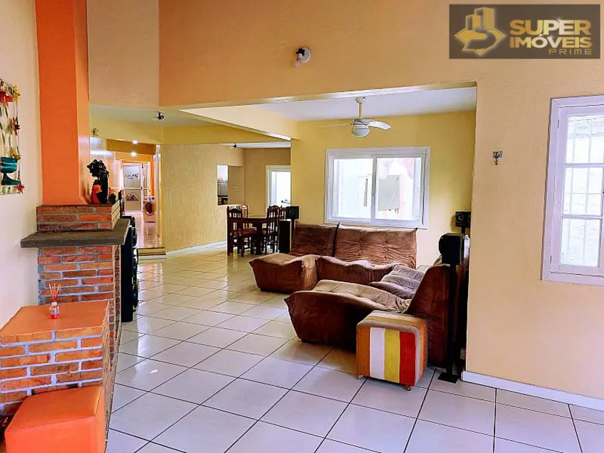 Casa com 4 quartos à venda, 335m2 em Areal, Pelotas - RS - imagem 5 Foto 5 de Casa com 4 quartos à venda, 335m2 em Areal, Pelotas - RS