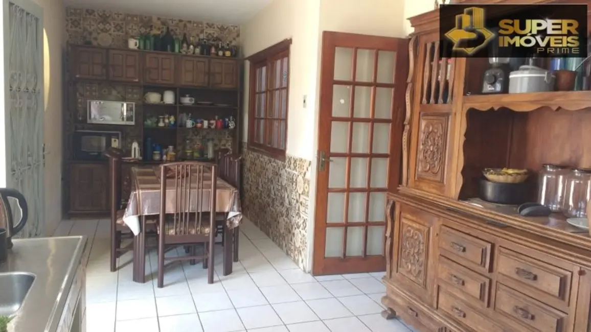 Foto 1 de Casa com 3 quartos à venda, 330m2 em Areal, Pelotas - RS